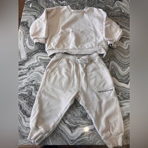 Zara Matching Sweatpants Tan Set Size 2T